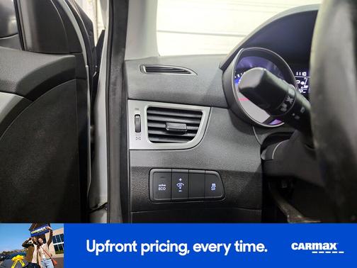 Silver 2016 Hyundai ELANTRA Value Edition