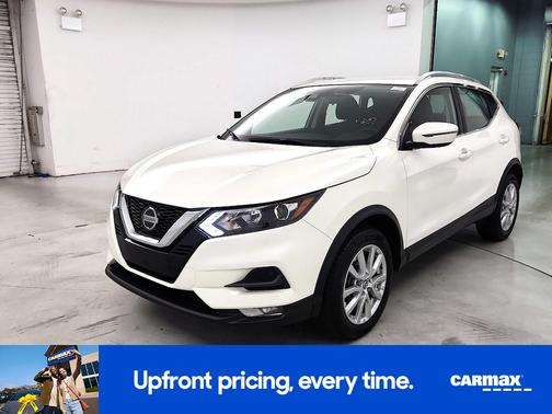 2022 Nissan Rogue Sport SV