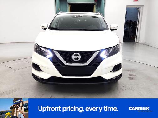 2022 Nissan Rogue Sport SV