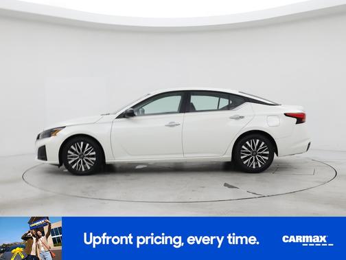 2024 Nissan Altima SV