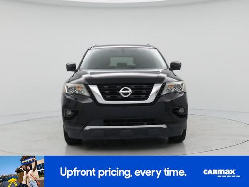 Black 2019 Nissan Pathfinder Platinum