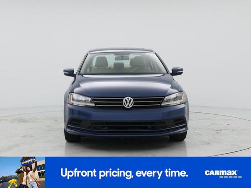 Blue 2017 Volkswagen Jetta SE
