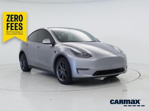 Gray 2022 Tesla Model 3 Long Range