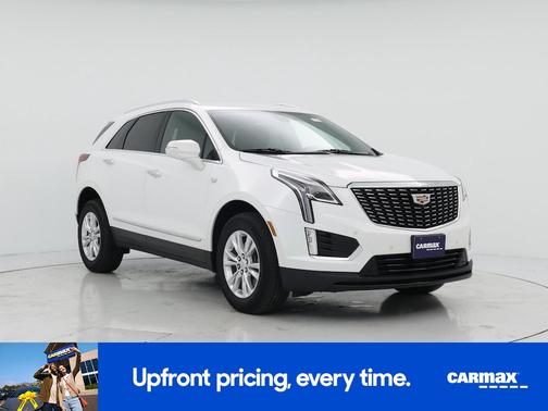 White 2023 Cadillac XT5 Luxury