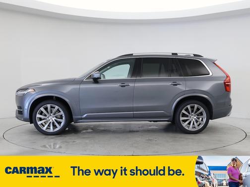 2019 Volvo XC90 T6 Momentum
