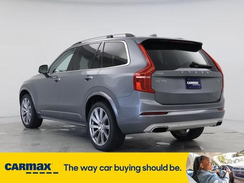 2019 Volvo XC90 T6 Momentum