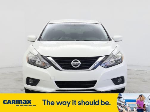 2017 Nissan Altima SR