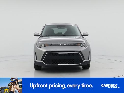 Gray 2023 Kia Soul LX