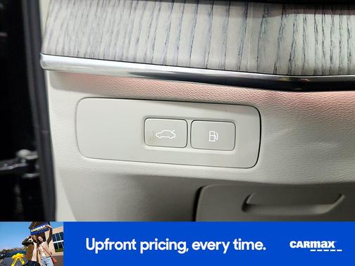 2023 Volvo XC90 Recharge Plug-In Hybrid T8 Ultimate Bright Theme