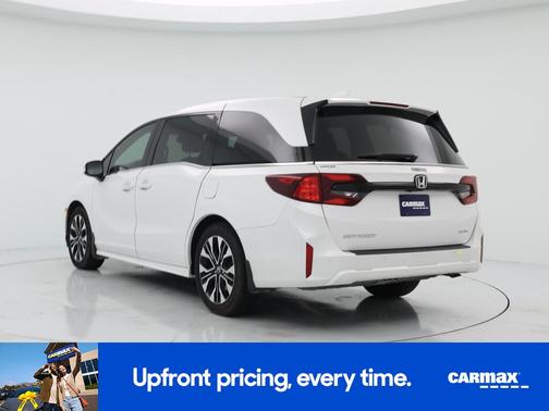 Silver 2025 Honda Odyssey Elite