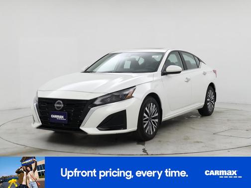 2023 Nissan Altima SV