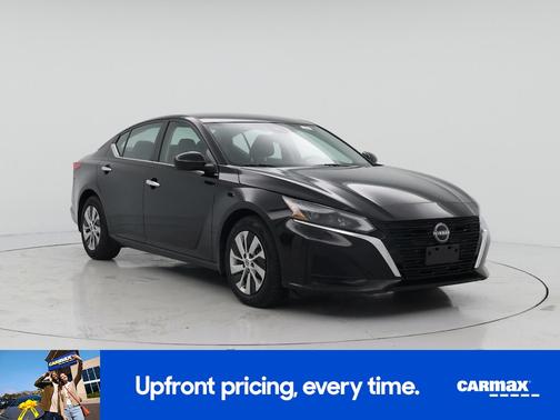 Black 2023 Nissan Altima S