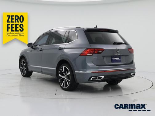 Gray 2022 Volkswagen Tiguan SEL R-Line