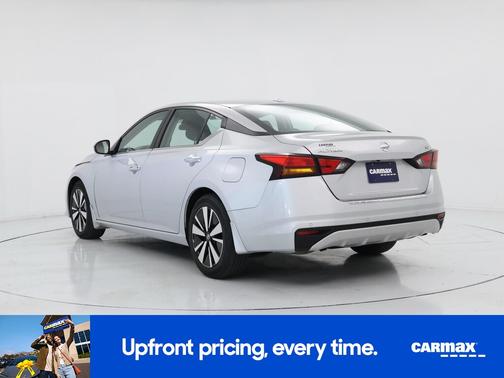 2022 Nissan Altima SV