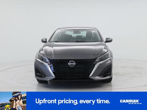 Gray 2023 Nissan Altima SV