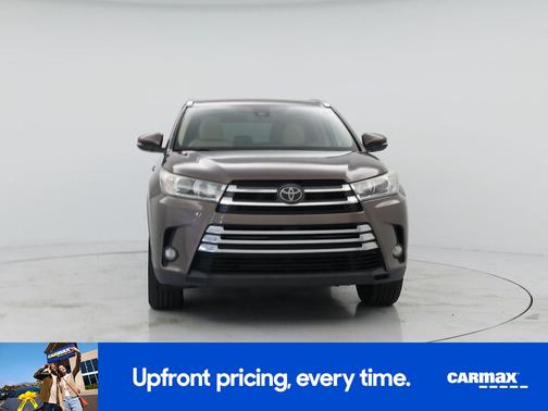 Brown 2018 Toyota Highlander Limited