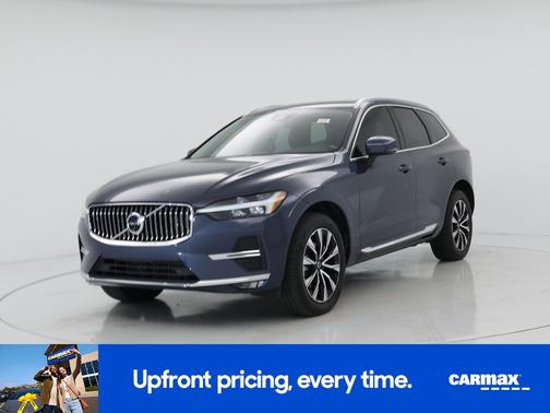 Blue 2023 Volvo XC60 B5 Plus Bright Theme