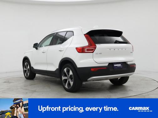 2024 Volvo XC40 B5 Plus Bright Theme
