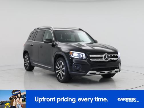 Black 2022 Mercedes-Benz GLB 250