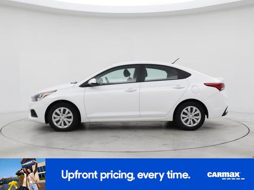 2022 Hyundai Accent SE