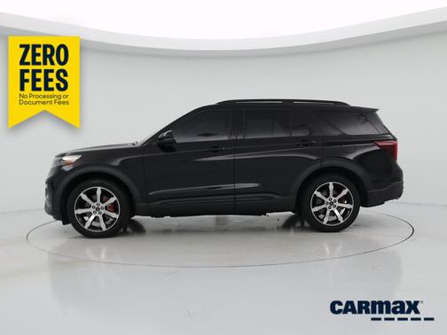 Black 2022 Ford Explorer ST