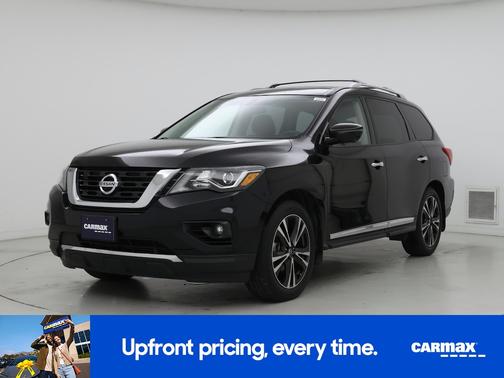 Black 2019 Nissan Pathfinder Platinum