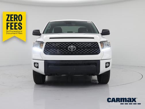White 2021 Toyota Tundra SR5