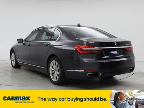 2019 BMW 740e E xDrive iPerformance
