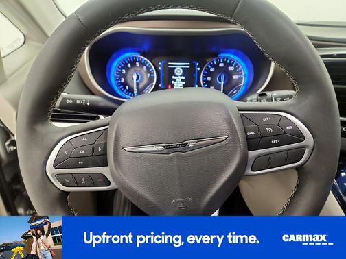 2024 Chrysler Voyager LX