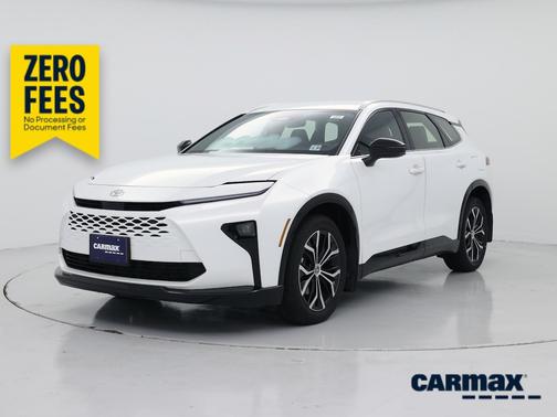 White 2025 Toyota Crown Signia XLE
