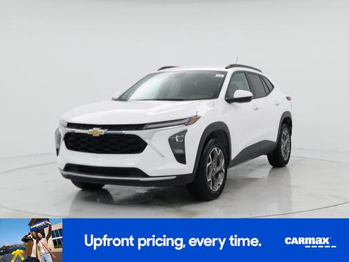 White 2025 Chevrolet Trax LT