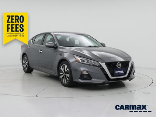 Silver 2019 Nissan Altima SL