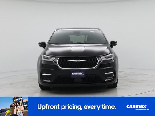 Black 2025 Chrysler Pacifica Select