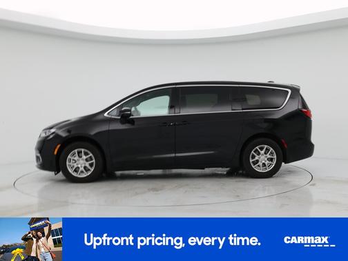 Black 2025 Chrysler Pacifica Select