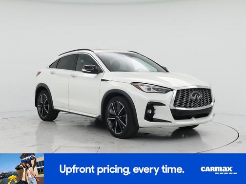 White 2023 INFINITI QX55 Luxe
