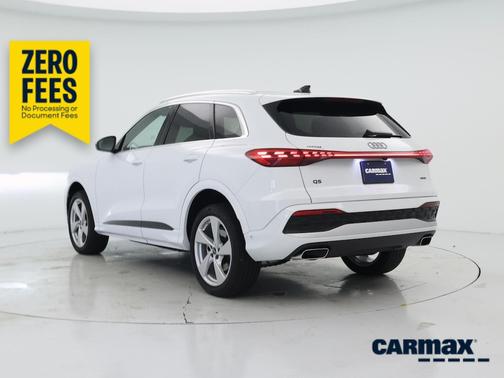 White 2025 Audi Q5 Premium Plus