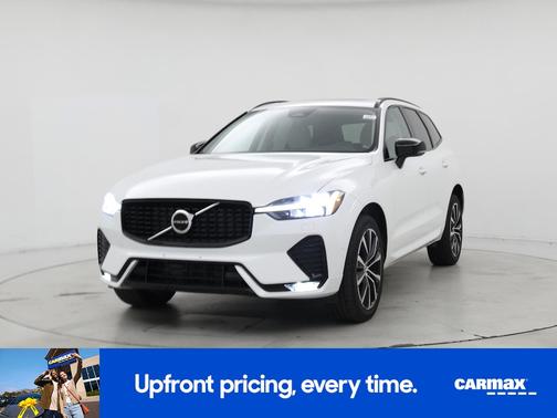 2023 Volvo XC60 B5 Plus Dark Theme