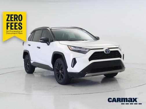 White 2022 Toyota RAV4 Hybrid XSE