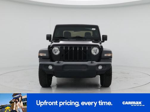 Black 2020 Jeep Gladiator Altitude