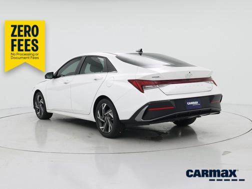 White 2024 Hyundai ELANTRA Limited