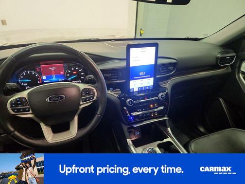 Black 2023 Ford Explorer Limited