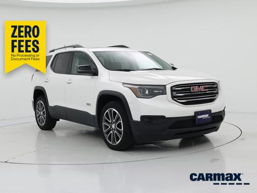 White 2019 GMC Acadia SLT