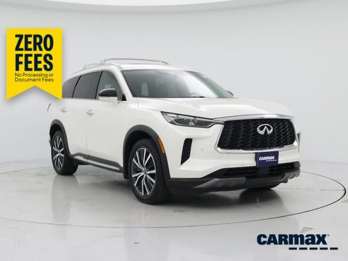White 2023 INFINITI QX60 Sensory