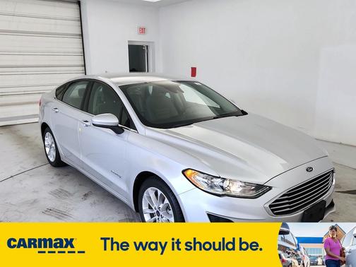 2019 Ford Fusion Hybrid SE