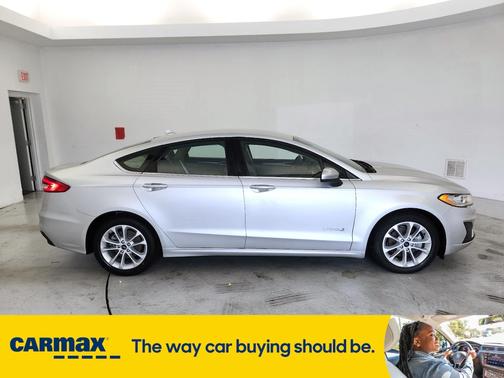 2019 Ford Fusion Hybrid SE