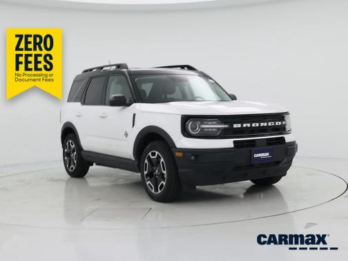 White 2024 Ford Bronco Sport Outer Banks