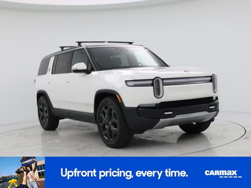 White 2025 Rivian R1S Adventure Dual-Motor Max