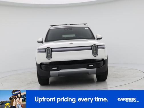 White 2025 Rivian R1S Adventure Dual-Motor Max