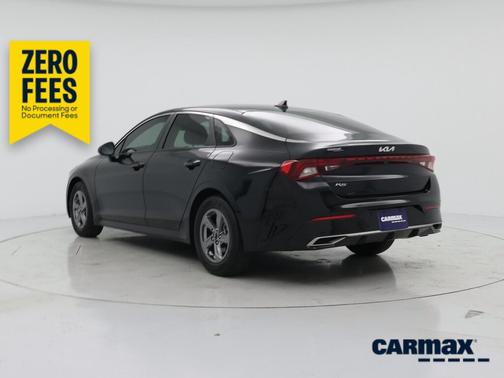 Black 2022 Kia K5 LXS