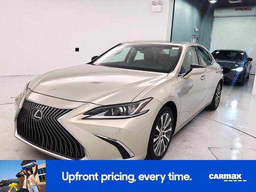 Tan 2019 Lexus ES 350